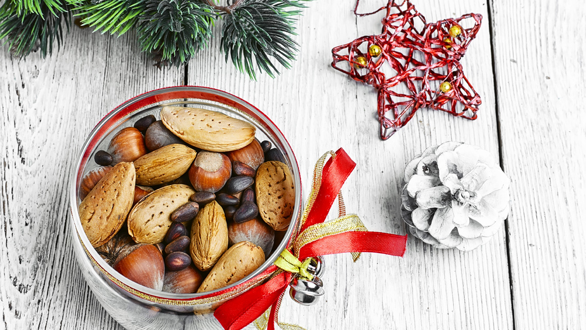 Fruits and vegetables in season by month December LifeGate