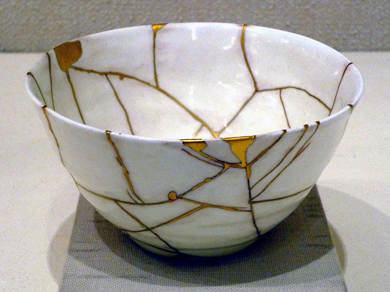 Kintsugi Art Examples  Japanese Method of Pottery Repaired With Gold